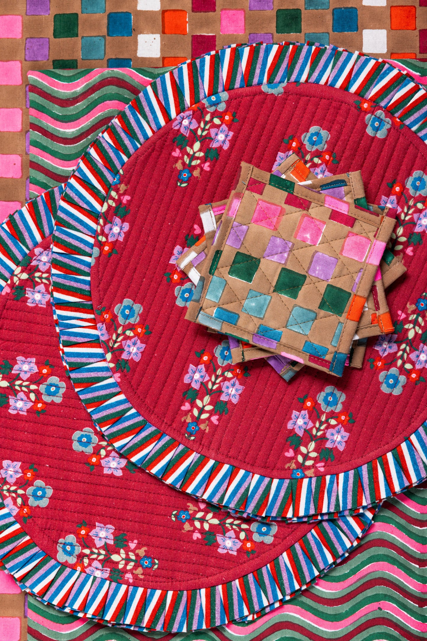 Sadelle Coasters S/4