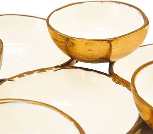 Cluster of 8 Round Serving Bowls