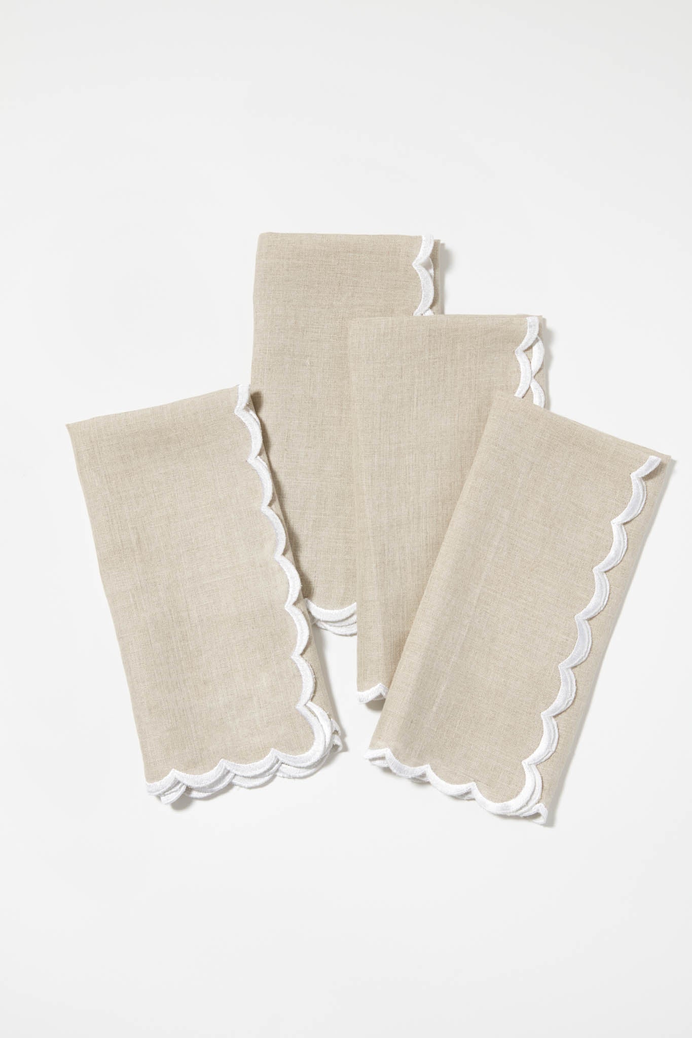 Scalloped Sand & White Linen Napkin
