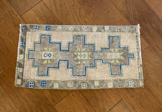 Turkish Oushak  Mini Rug - Royal Lime