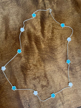 Load image into Gallery viewer, Multi Flower Necklace
